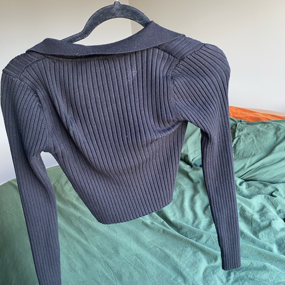 Elegant Black Ribbed Sweater